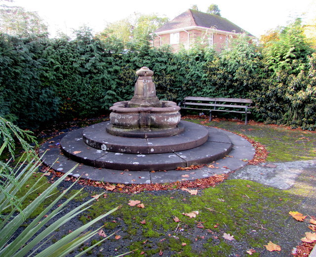 The Charles Howell Fountain. Picture: Geograph.