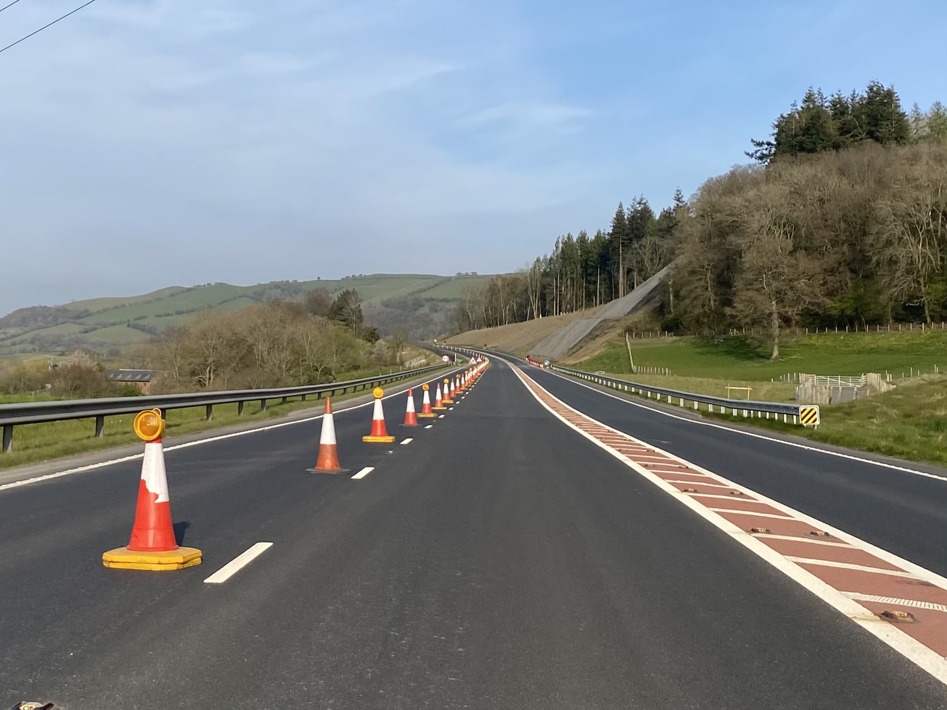 Newtown Bypass section from Llanidloes Roundabout to Dolfor Roundabout. Pic: AP