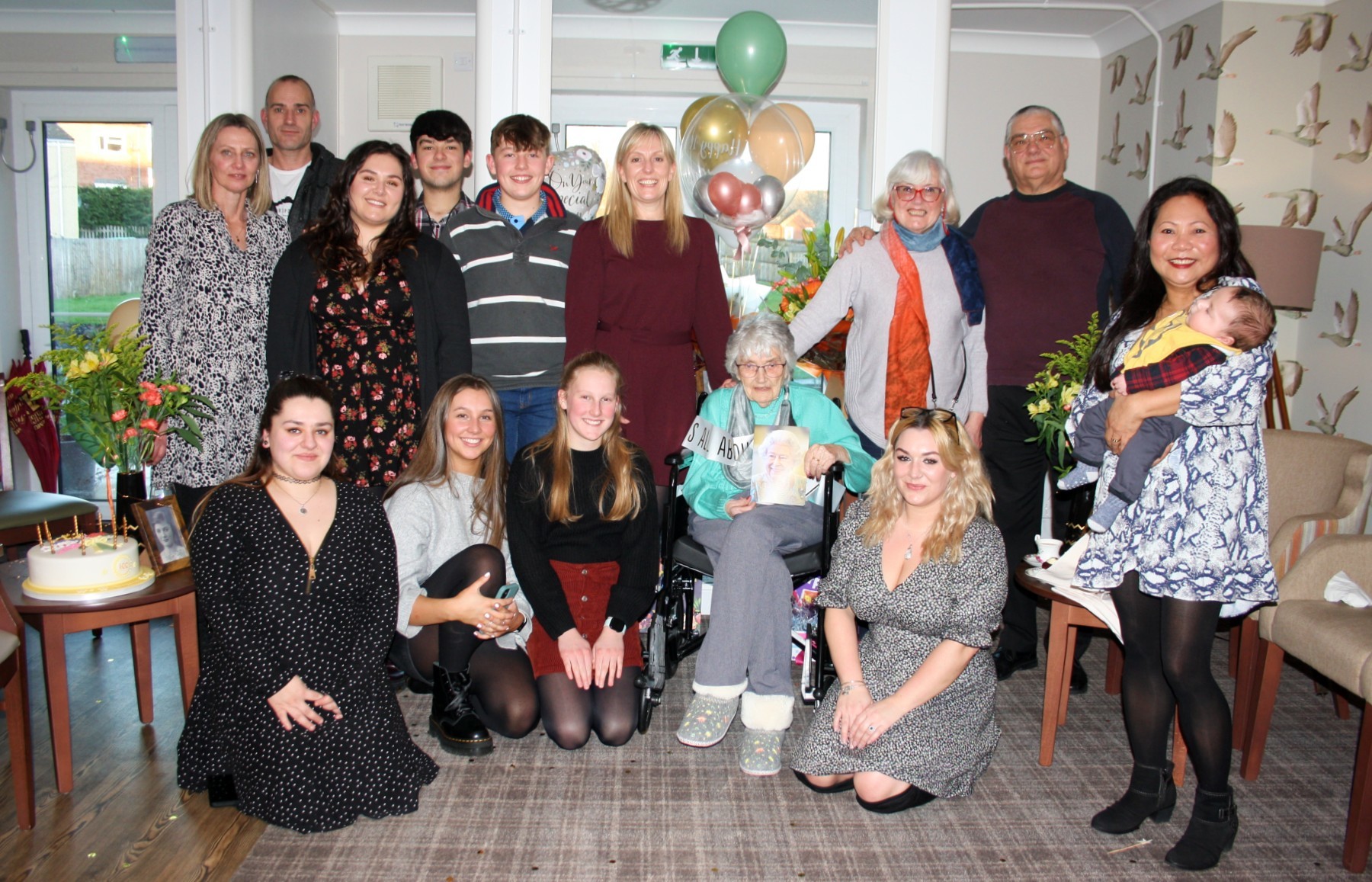 Francess Williams celebrates 100th birthday surrounded by loved-ones at Newtown care home on January 14, 2022. Picture by Anwen Parry/County Times