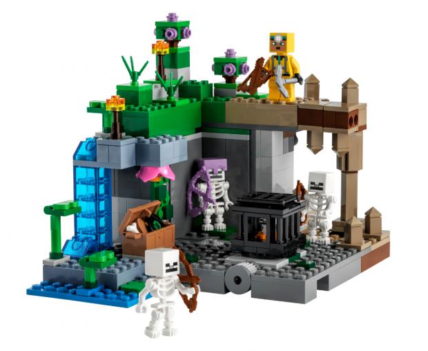 County Times: LEGO® Minecraft® The Skeleton Dungeon. Credit: LEGO