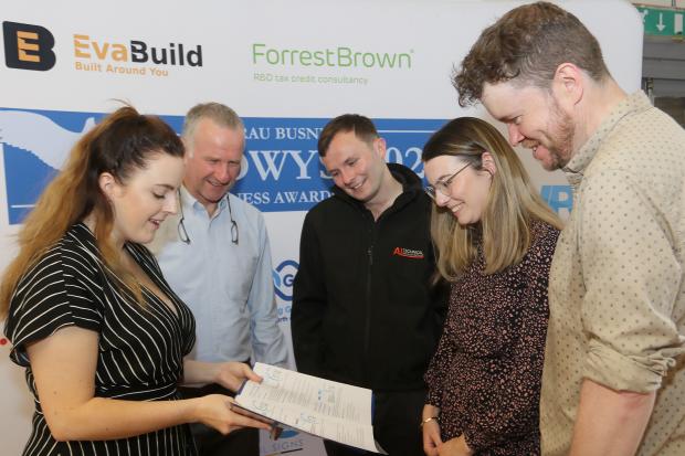 Aled Woosnam and Evie Williams from AL Technical, last year’s Powys Business of the Year, discuss this year’s Powys Business Awards categories with Nick Jessop and Mollie George from Newtown’s new Hafan Yr Afan visitor and community