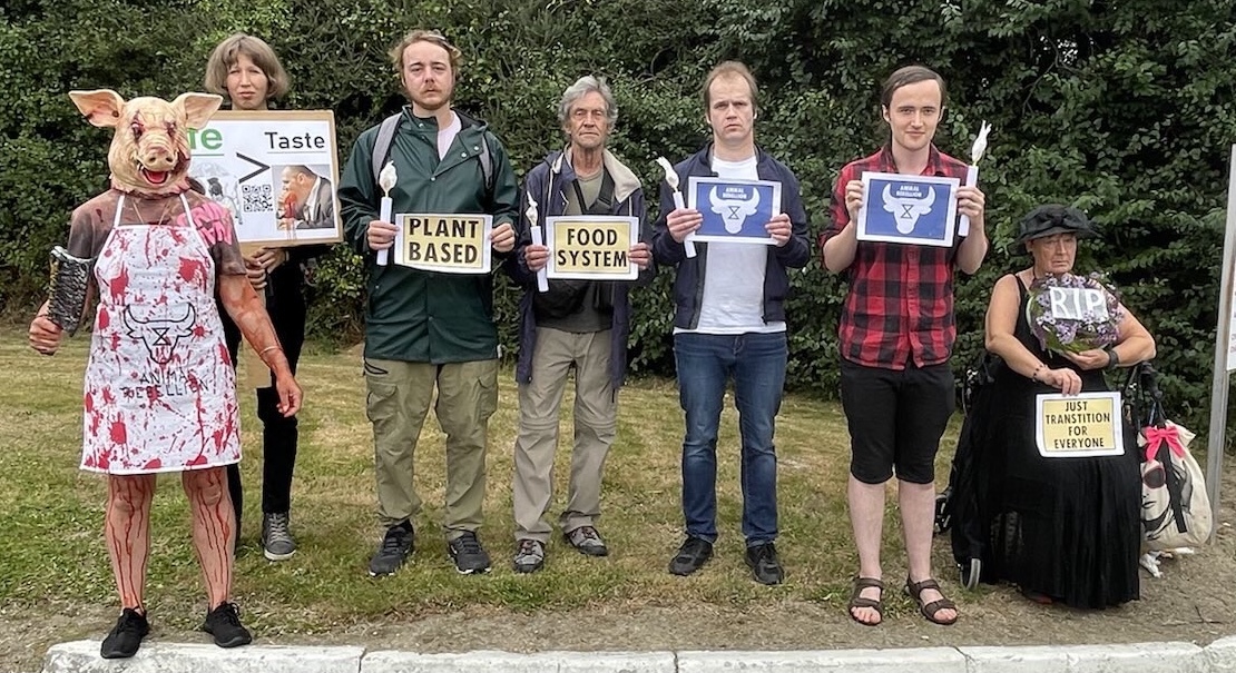 Animal rights activists protest outside Llanidloes abattoir - Vimarsana News