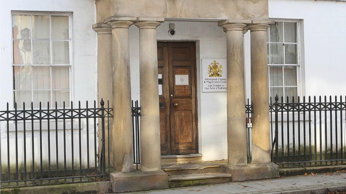 Powys man’s court outburst over waiting two weeks for sentence