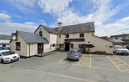 Managers of King's Head pub in Guilsfield, Powys step away 