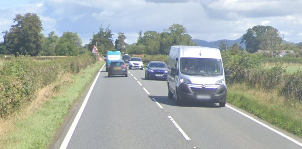 A483 Powys: Crash road between Welshpool and Berriew reopens 