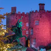 The courtyard of Powis Castle decorated for Christmas.