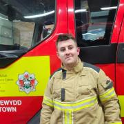 Firefighter Rob Jones will be running the Newtown 10K in his full kit weighing 10kg.