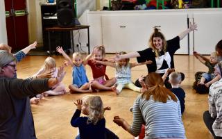 Impelo artistic director Jemma Thomas delivering a class to youngsters.